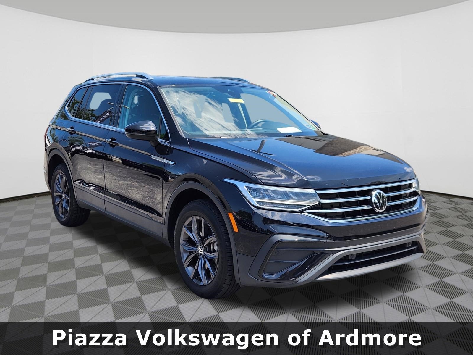 2023 Volkswagen Tiguan SE