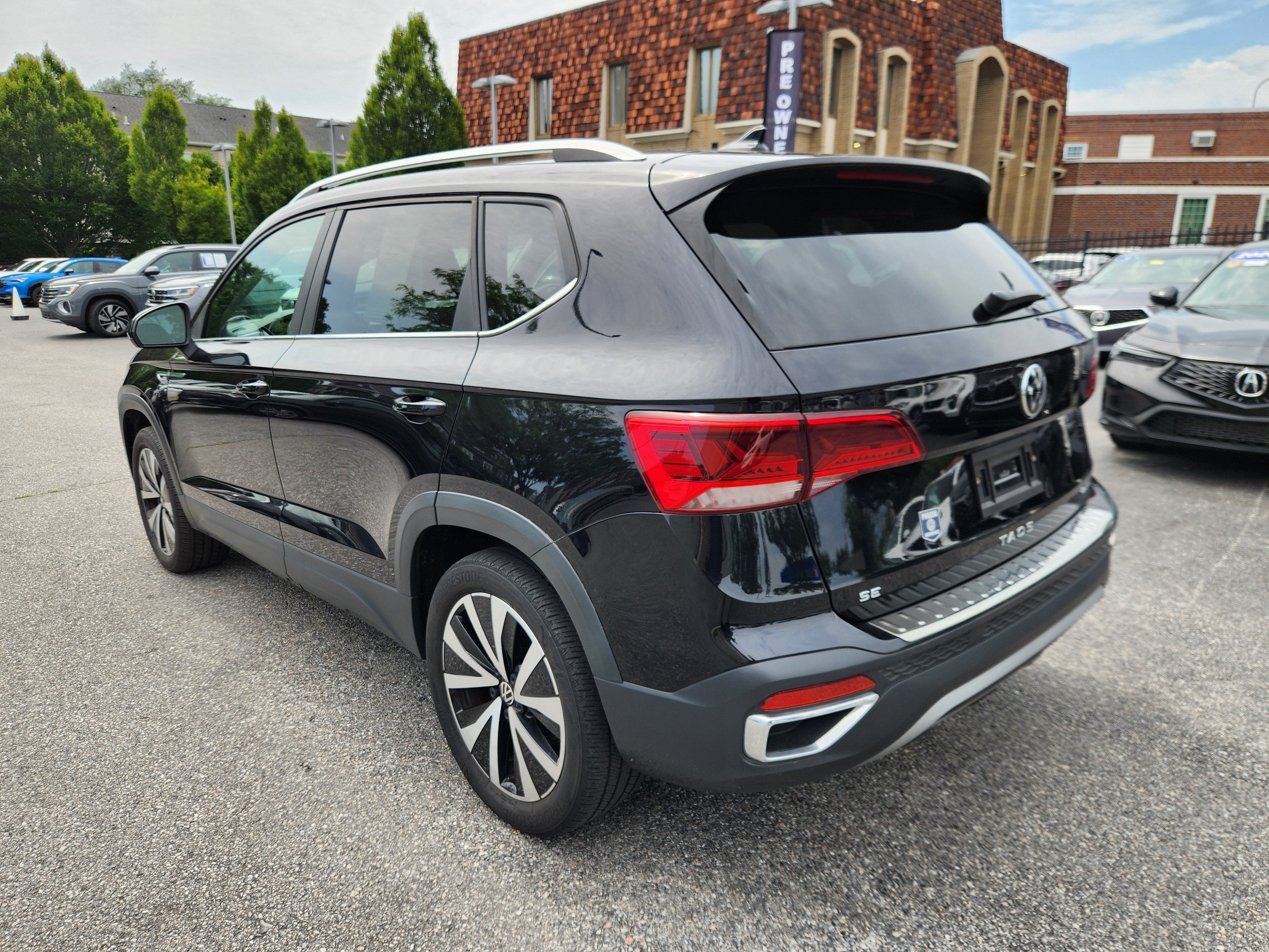 2023 Volkswagen Taos SE
