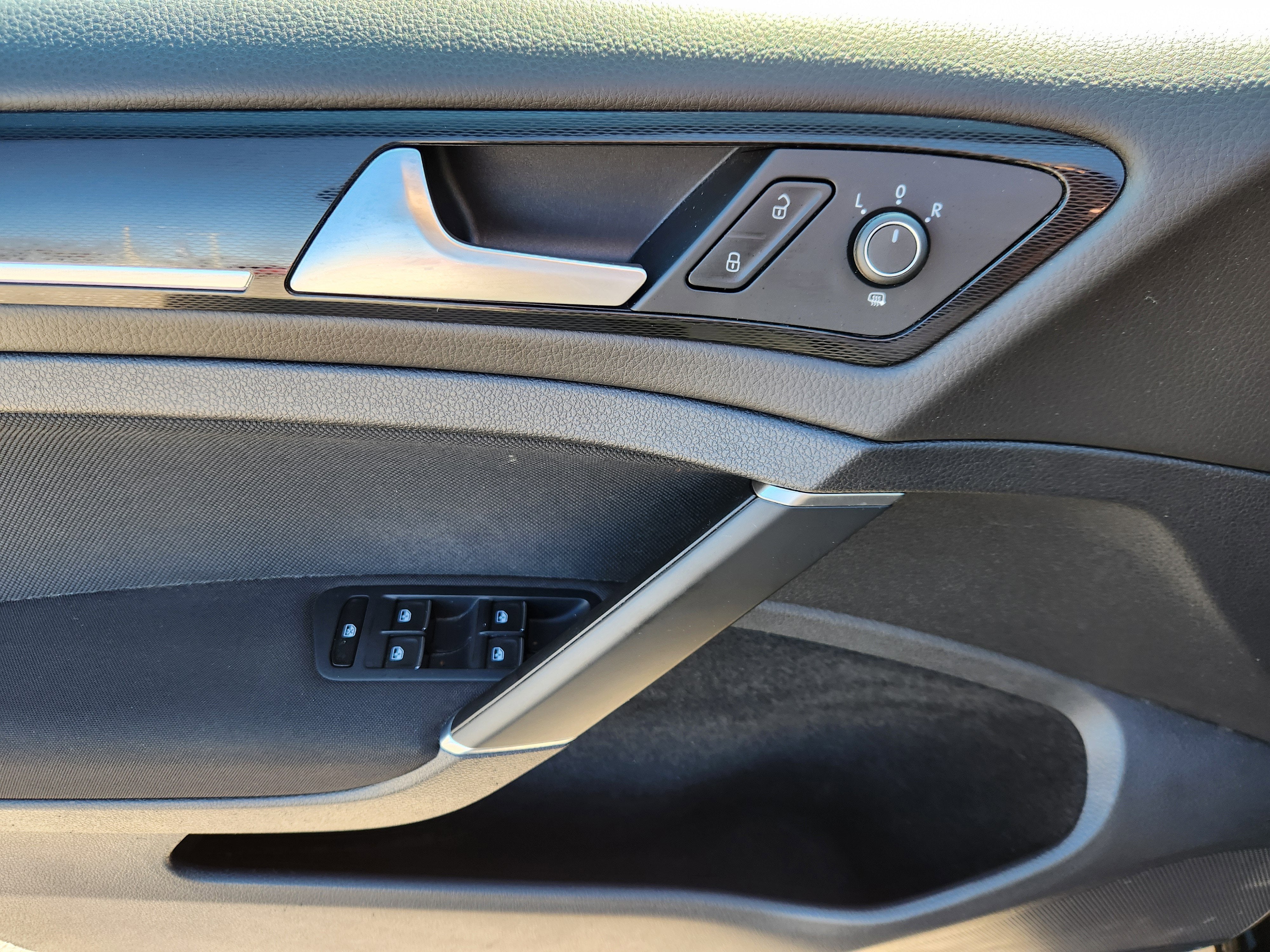 2017 Volkswagen Golf GTI S