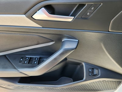 2023 Volkswagen Jetta SE