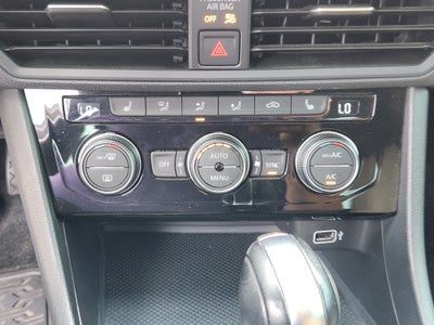 2019 Volkswagen Jetta Base