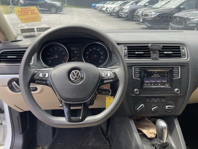 2018 Volkswagen Jetta Base