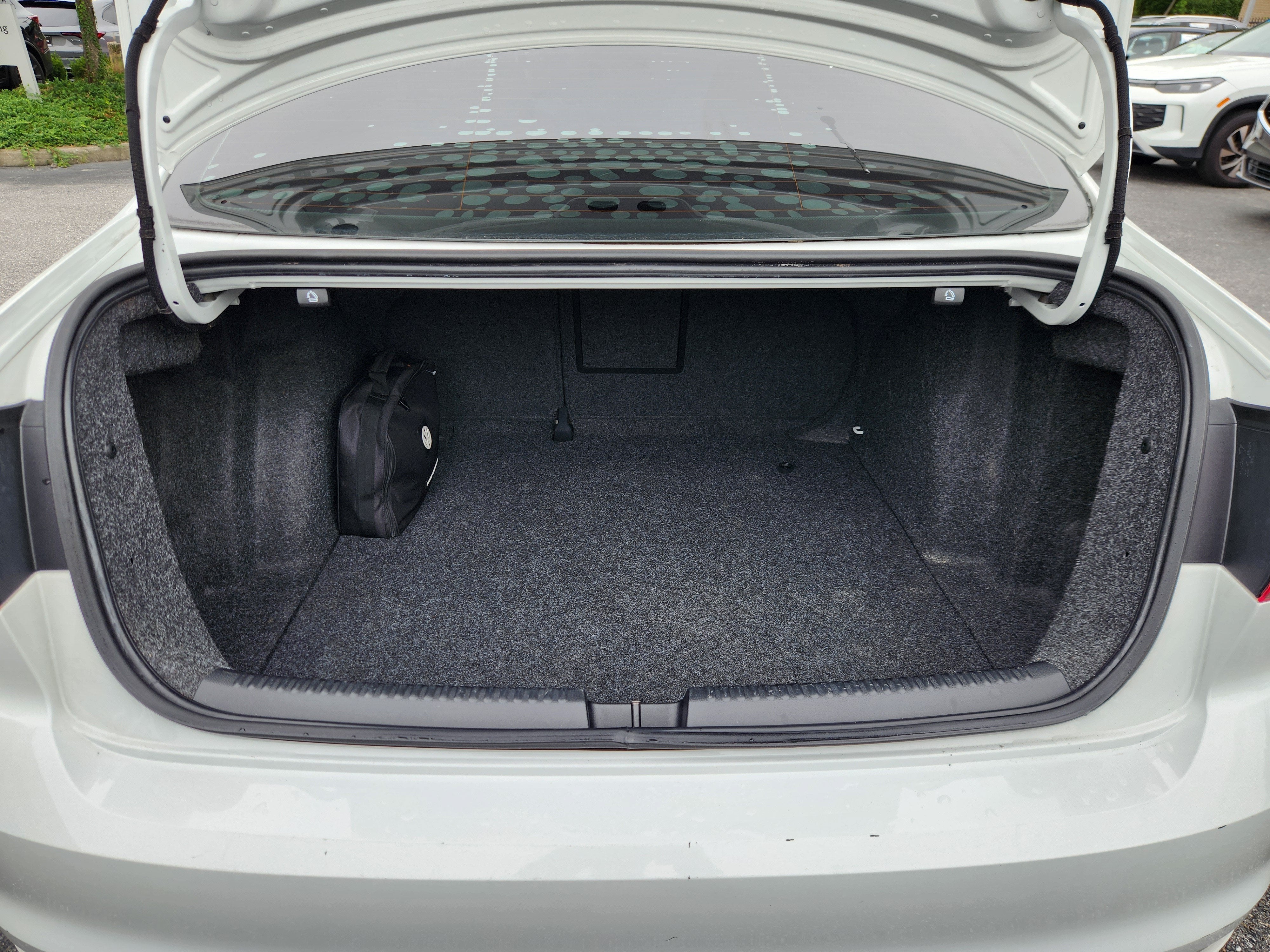 2018 Volkswagen Jetta Base