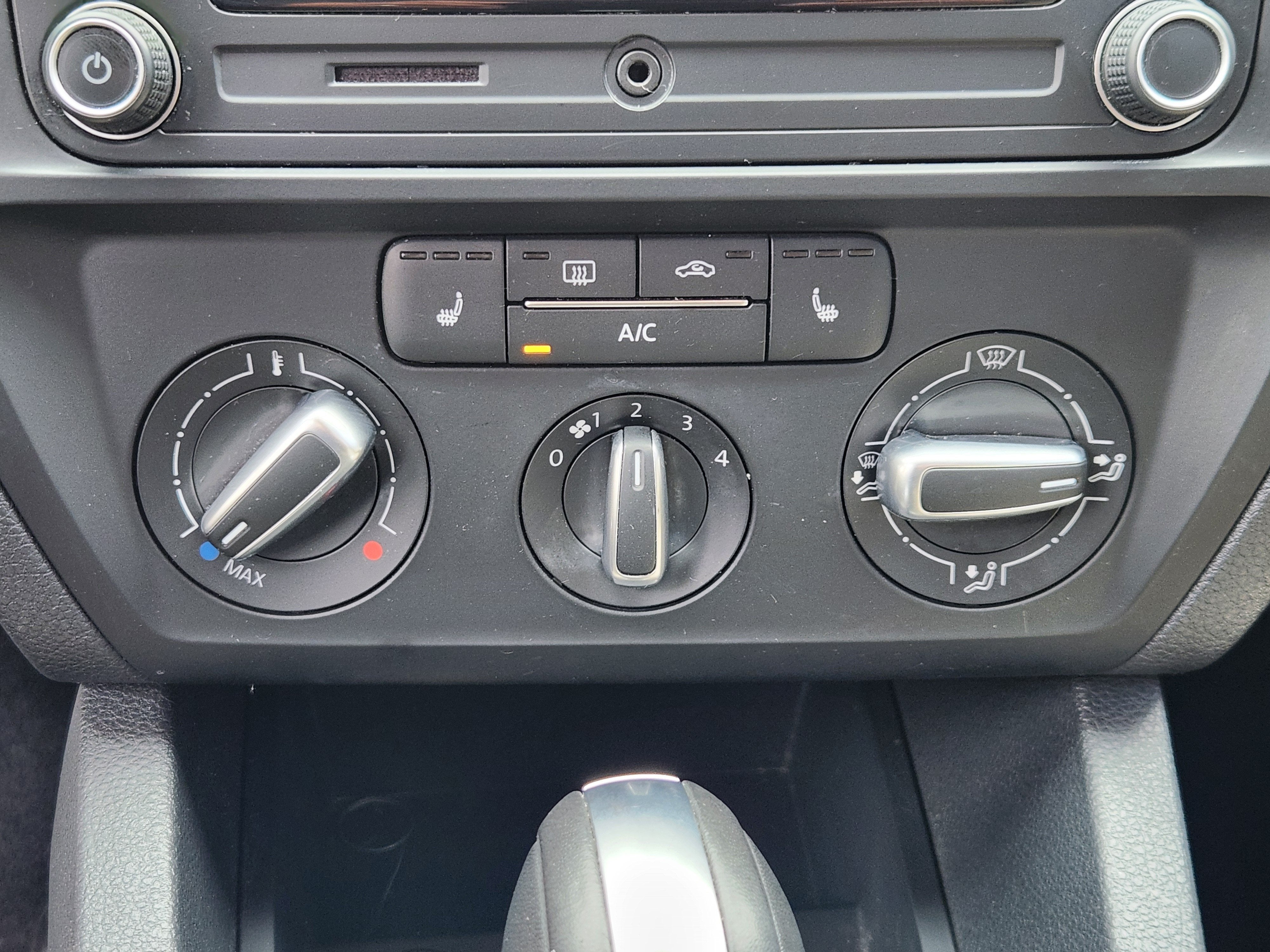 2018 Volkswagen Jetta Base