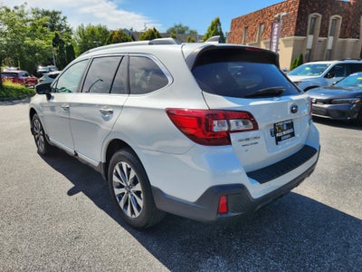 2018 Subaru Outback Touring