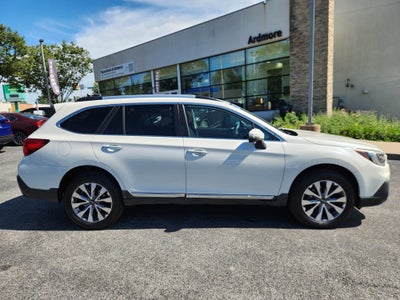 2018 Subaru Outback Touring