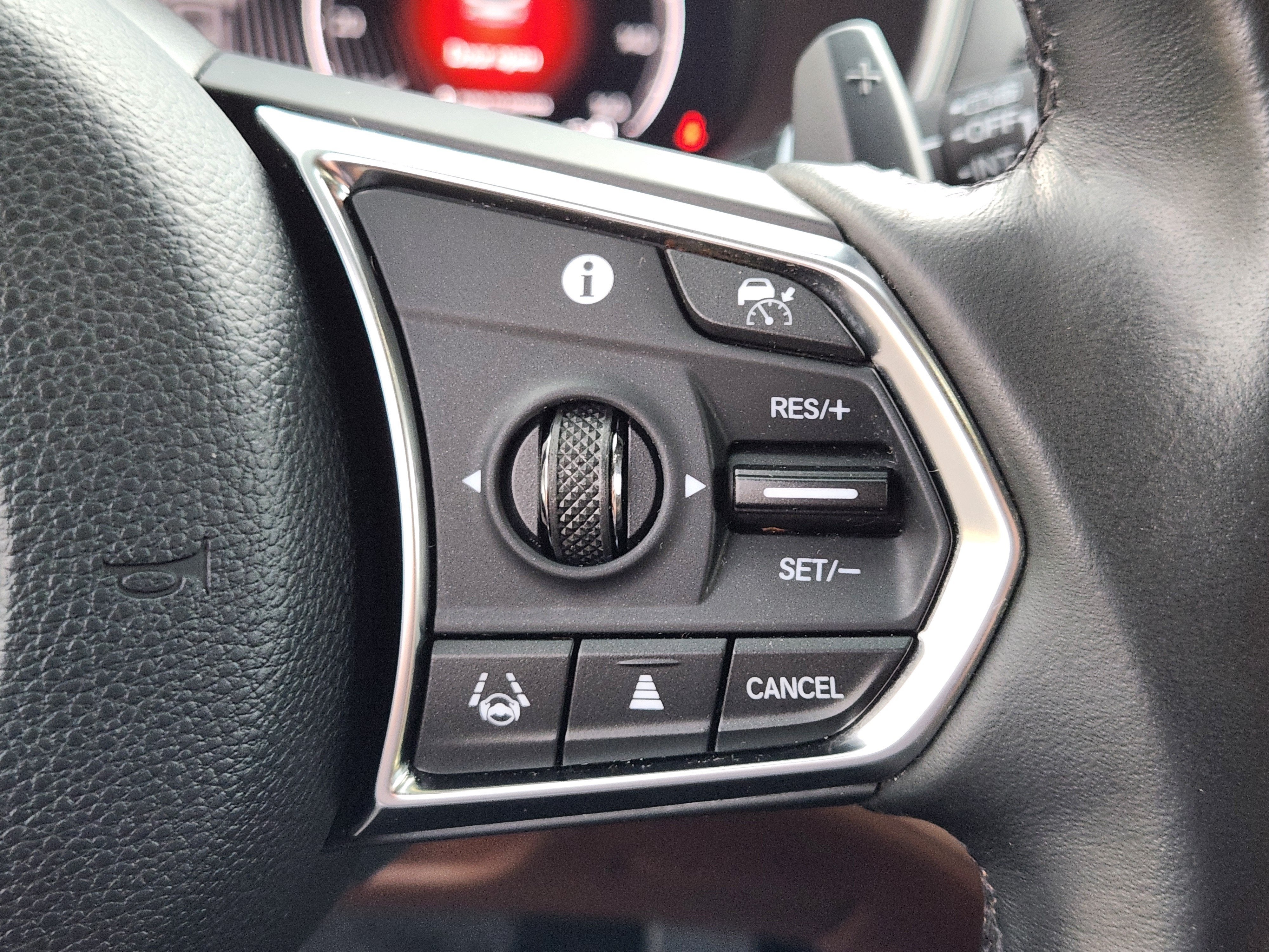 2025 Acura MDX w/Technology Package