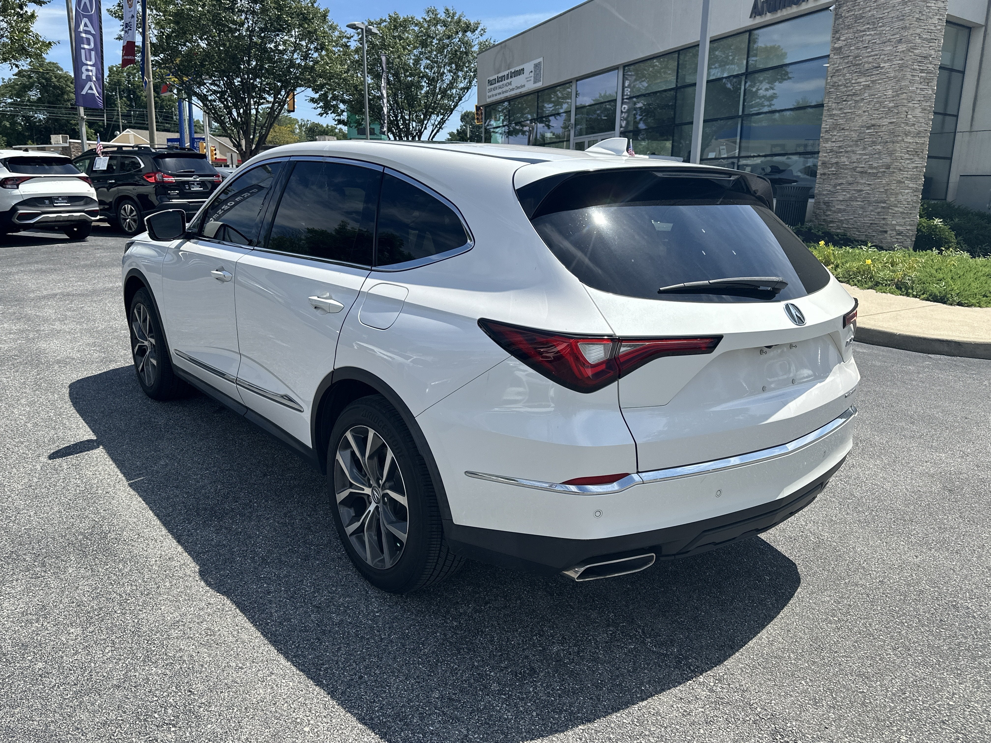 2023 Acura MDX w/Technology Package