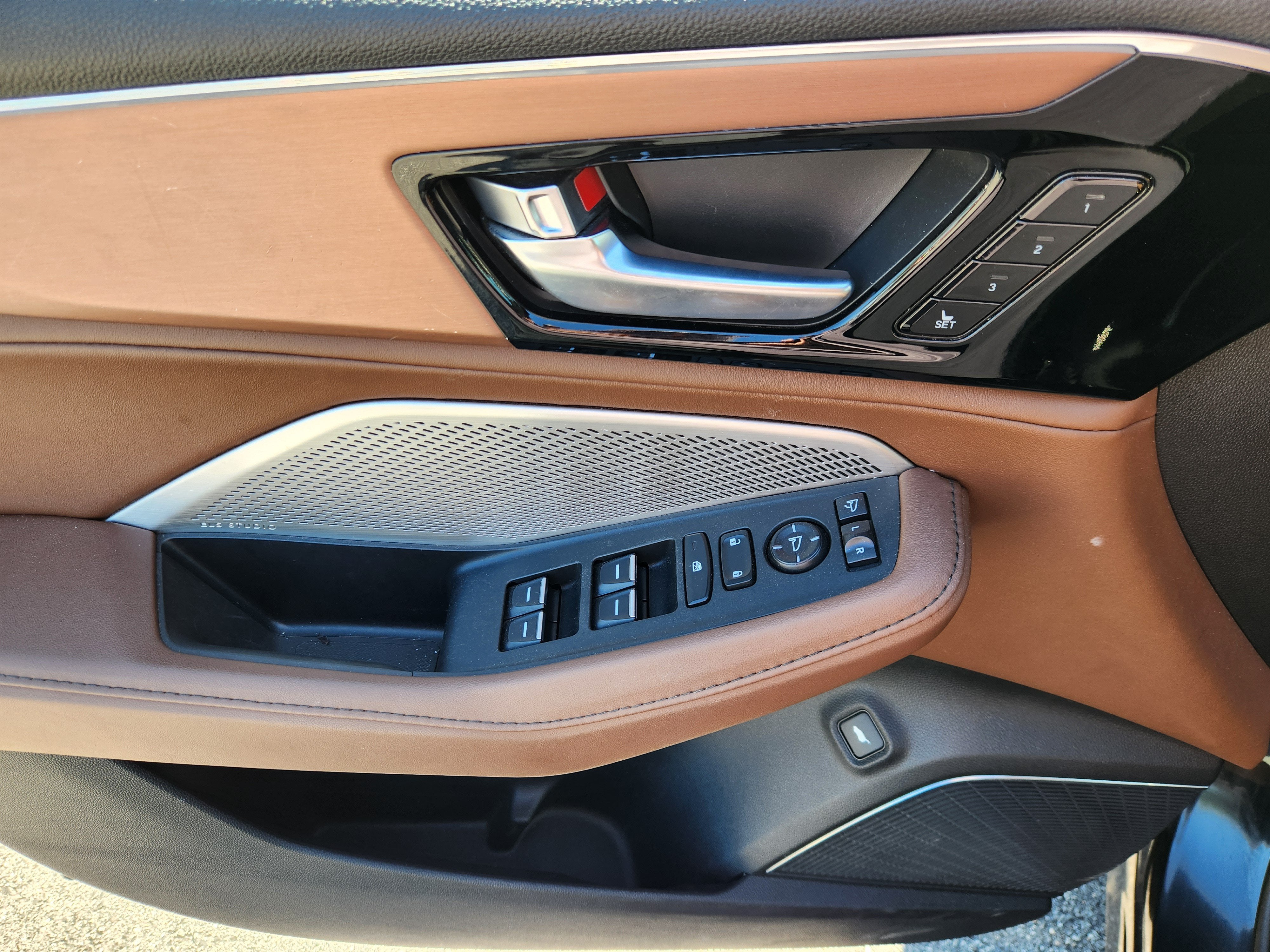 2024 Acura MDX w/Technology Package