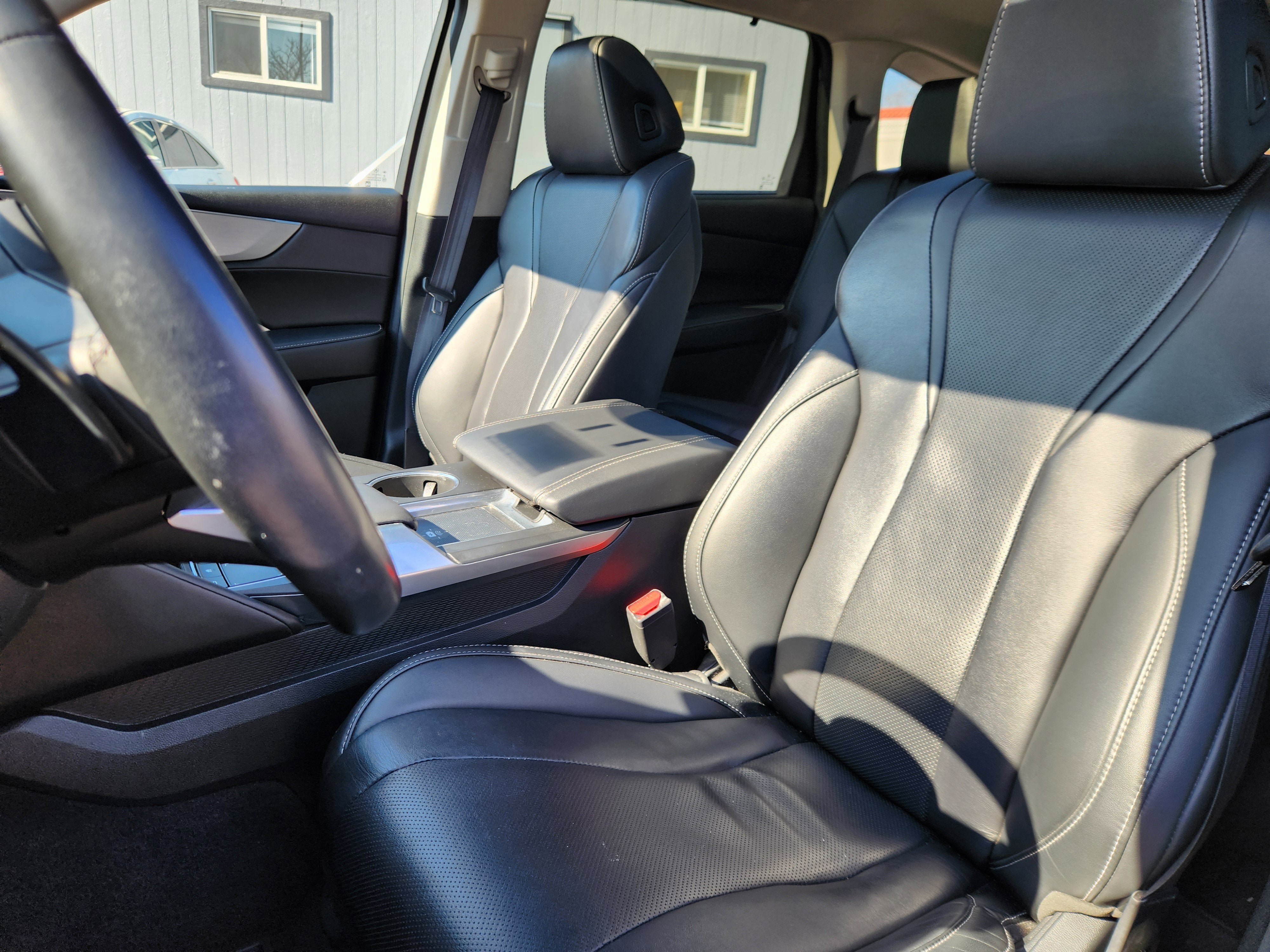 2023 Acura MDX w/Technology Package