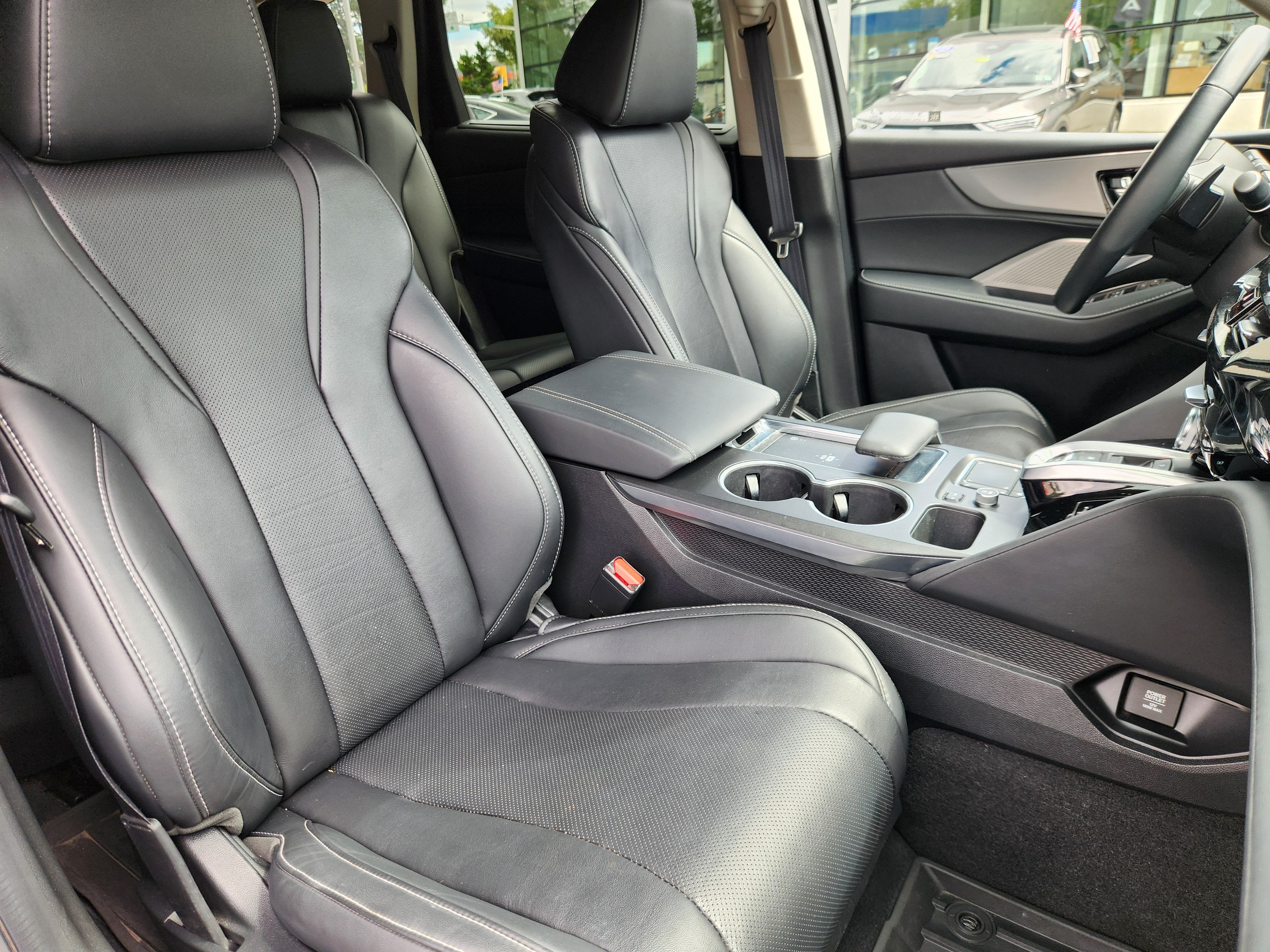 2023 Acura MDX w/Technology Package