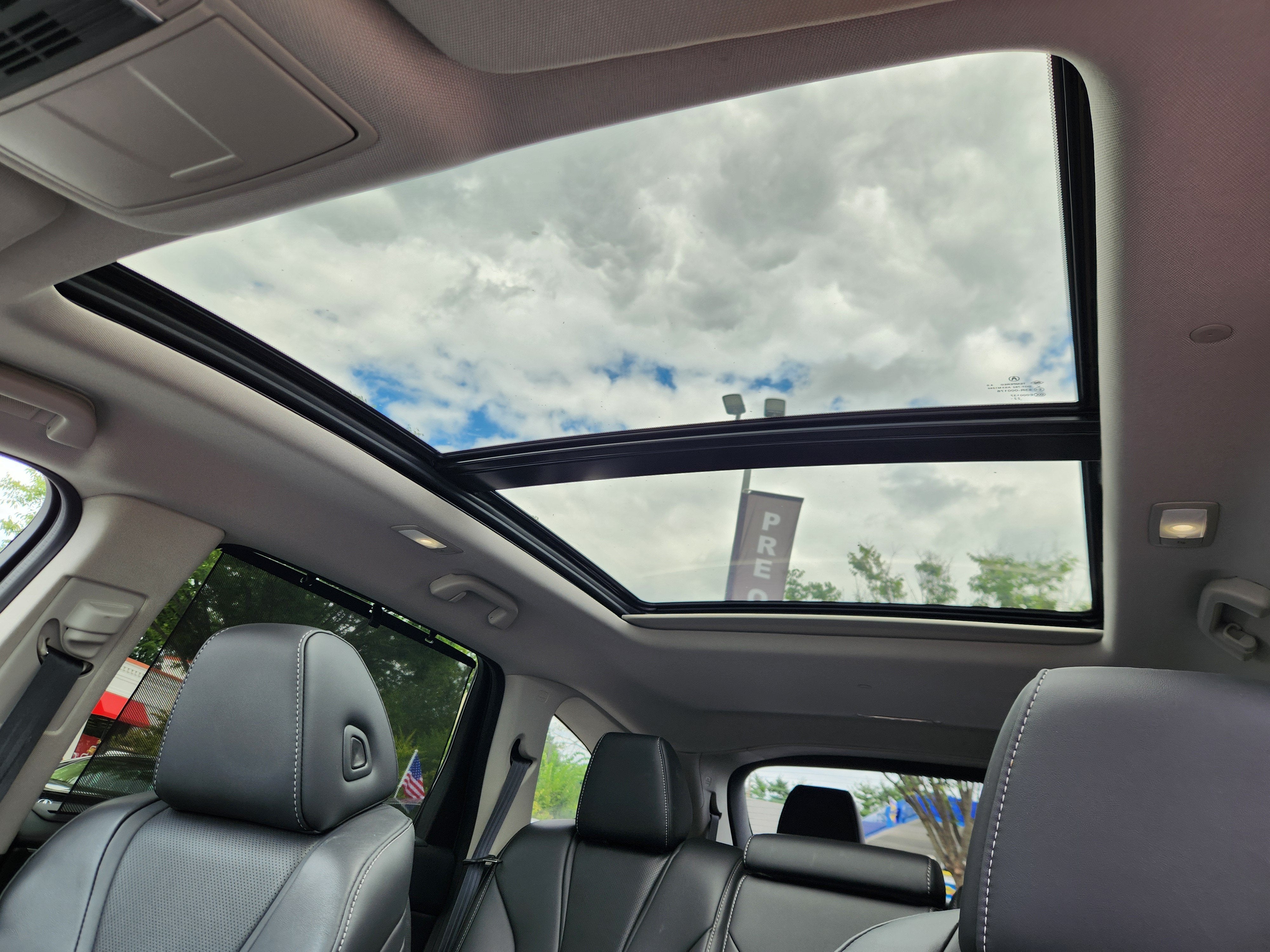 2023 Acura MDX w/Technology Package