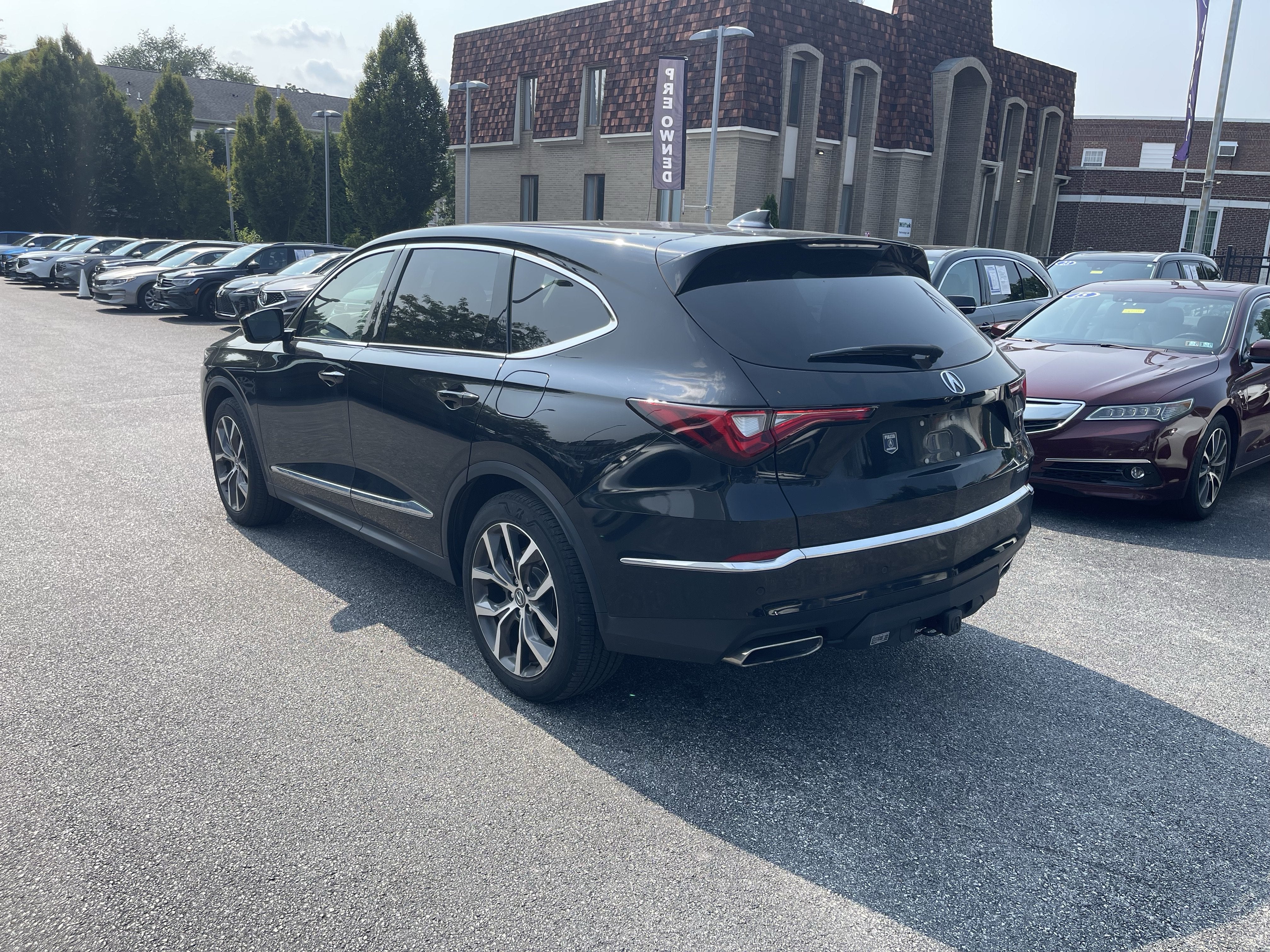 2023 Acura MDX w/Technology Package
