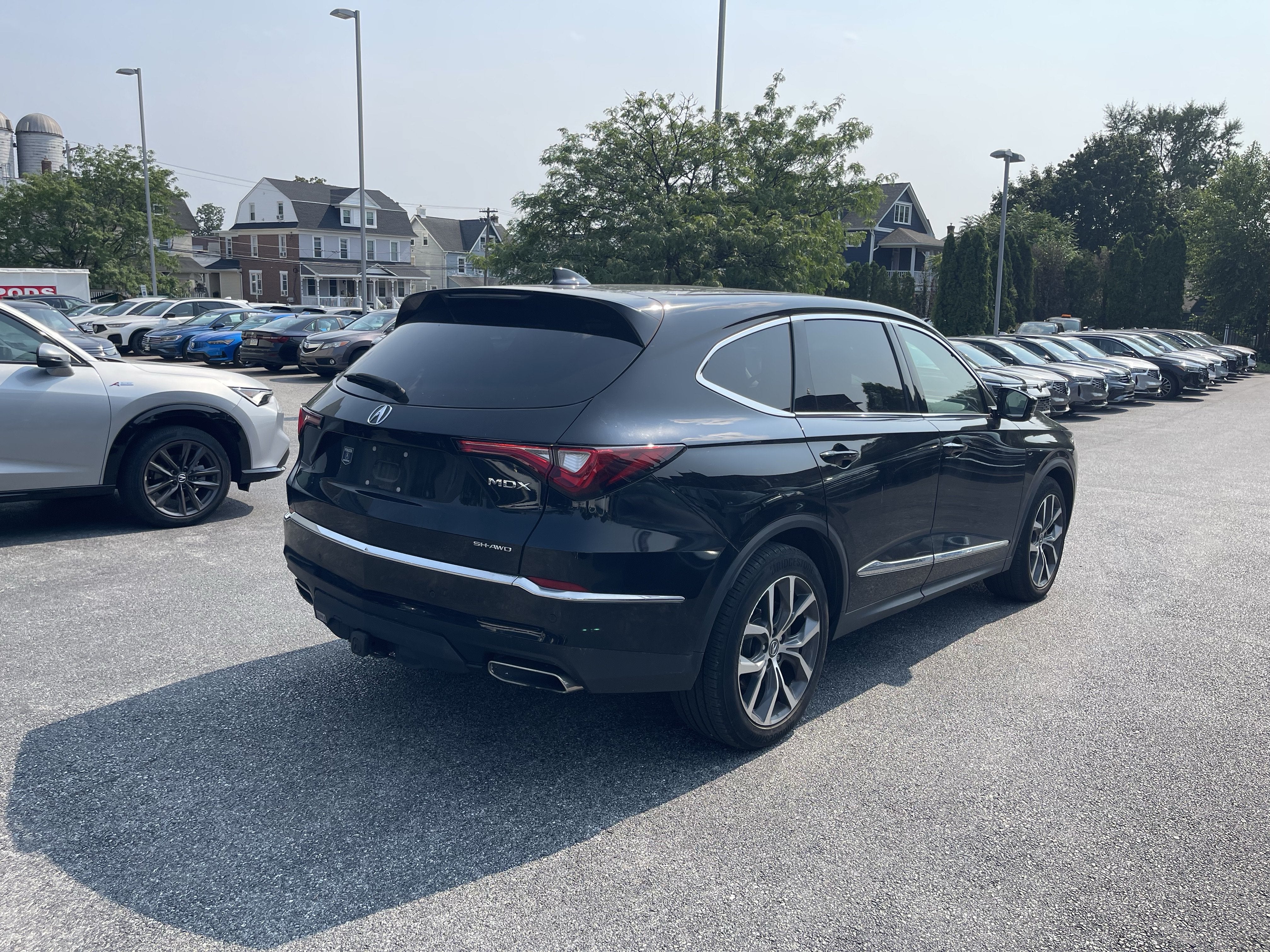 2023 Acura MDX w/Technology Package