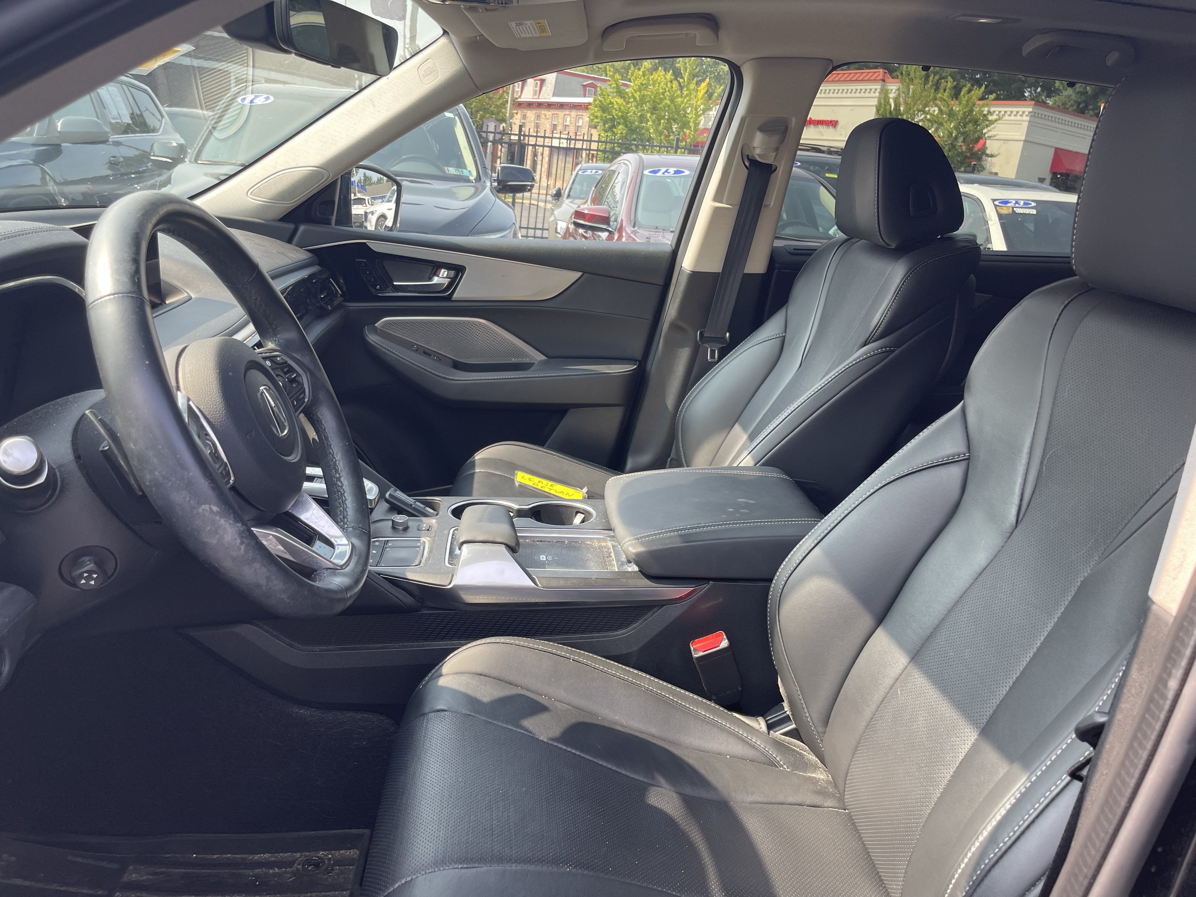 2023 Acura MDX w/Technology Package