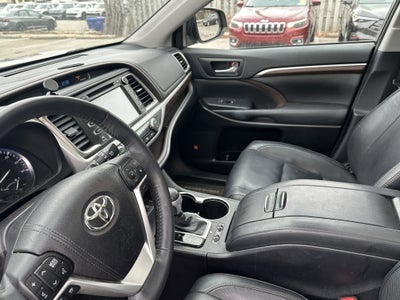 2015 Toyota Highlander Base