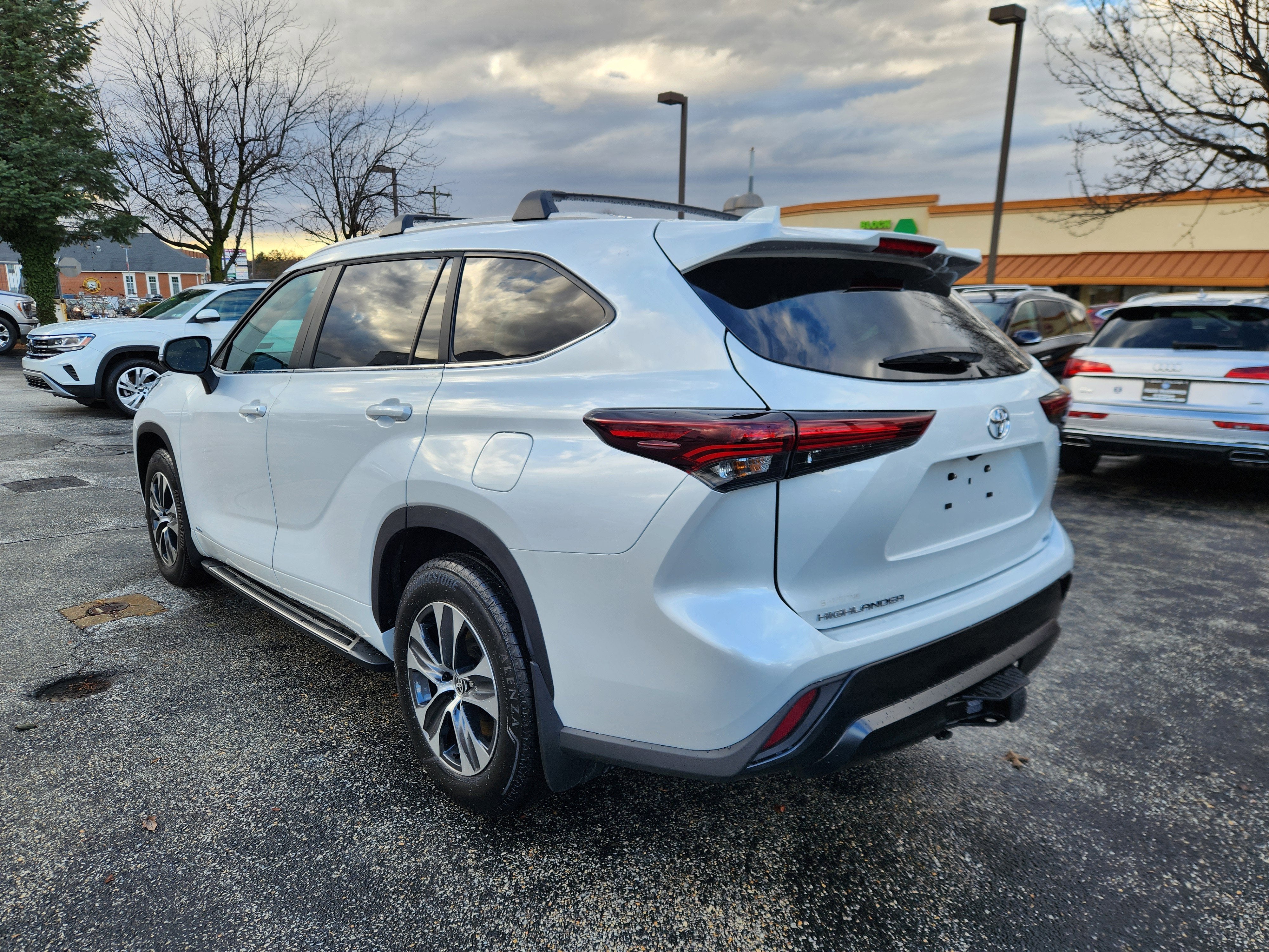 2026 Toyota Highlander Hybrid XLE