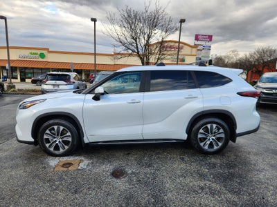2026 Toyota Highlander Hybrid XLE