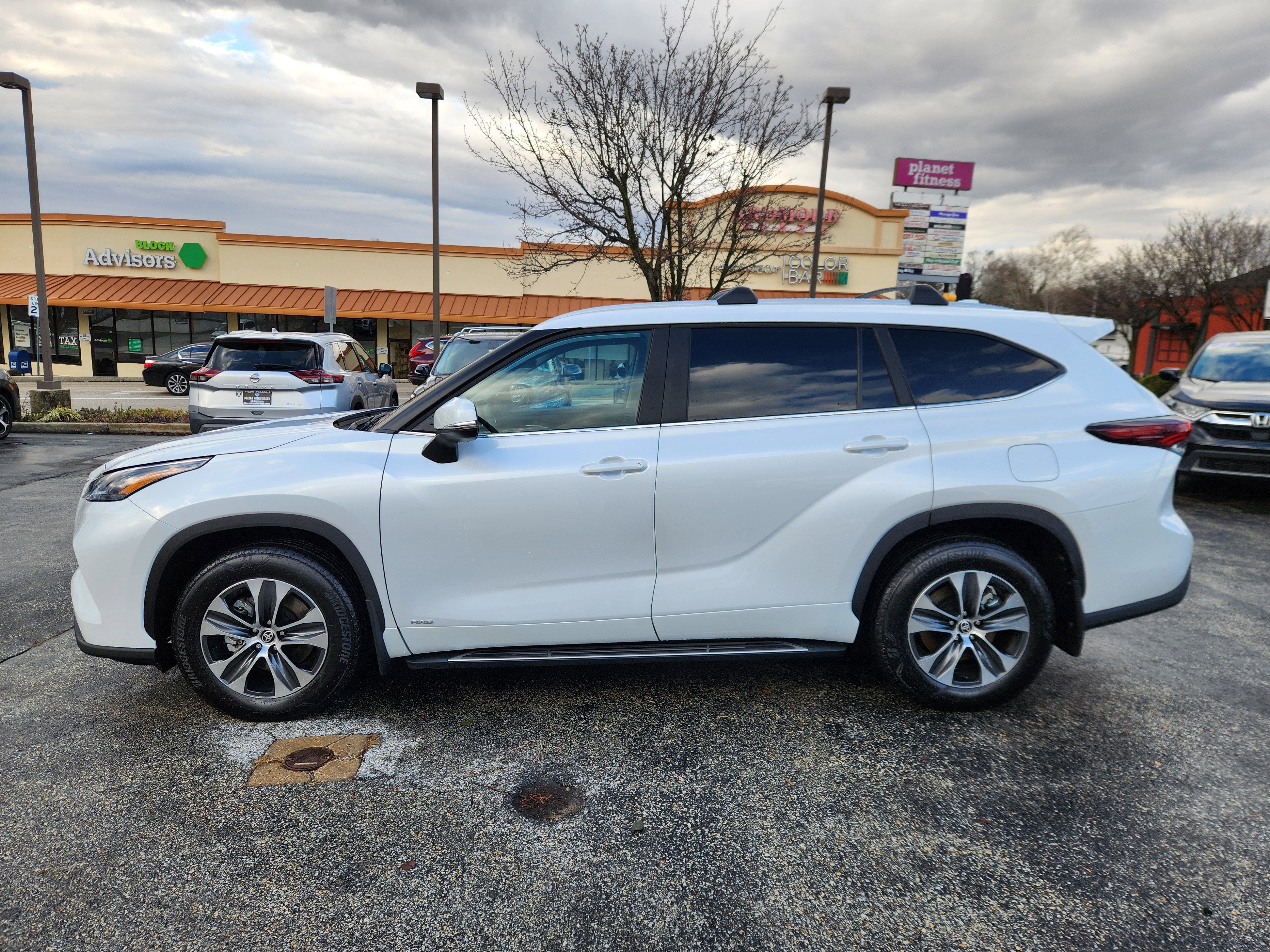 2026 Toyota Highlander Hybrid XLE