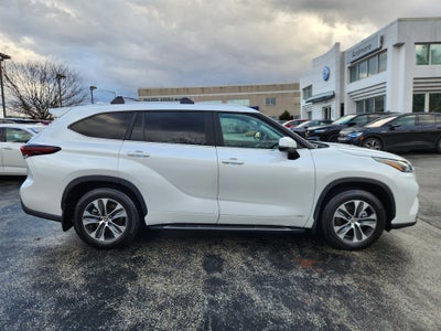 2026 Toyota Highlander Hybrid XLE