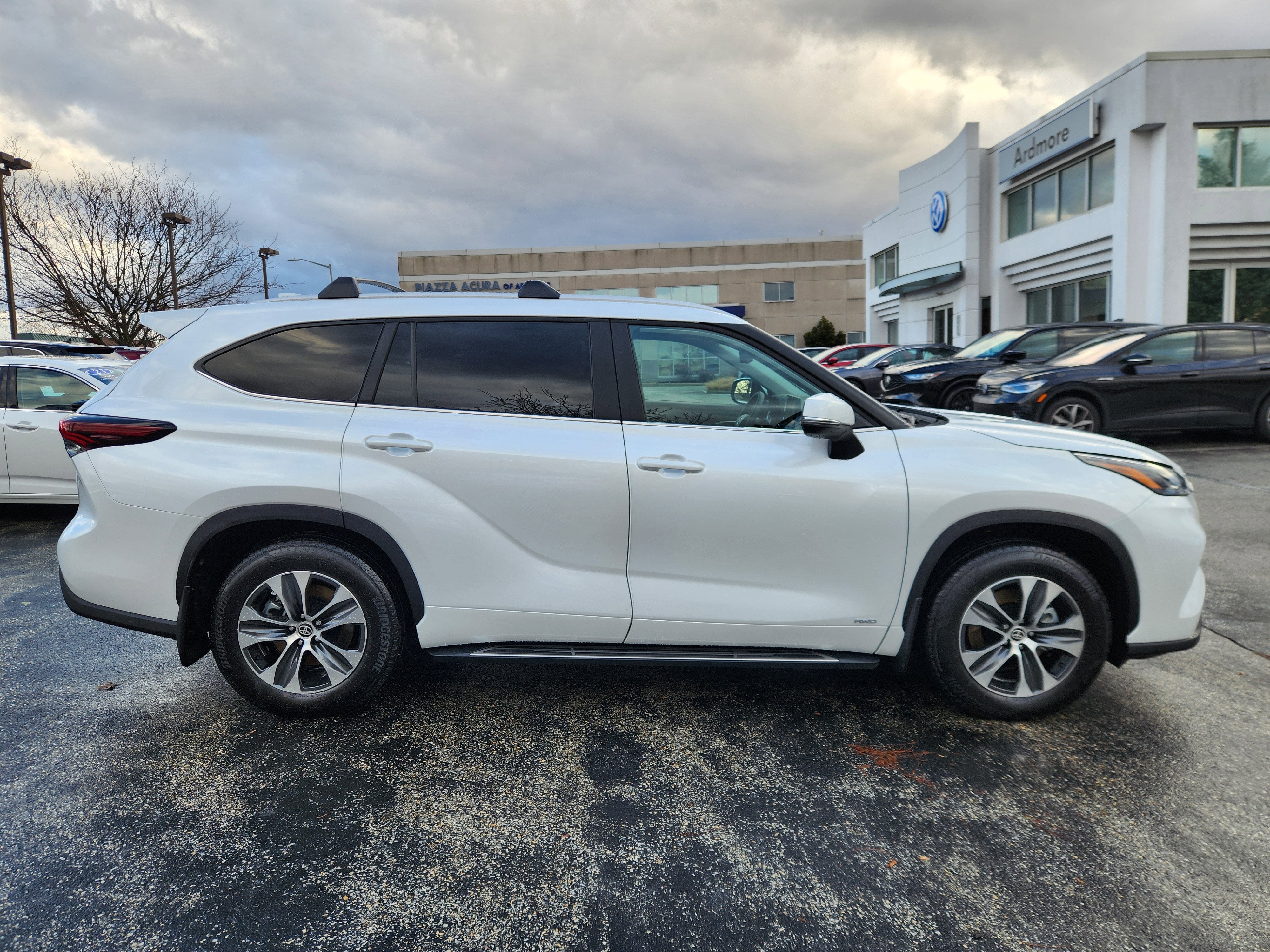 2026 Toyota Highlander Hybrid XLE