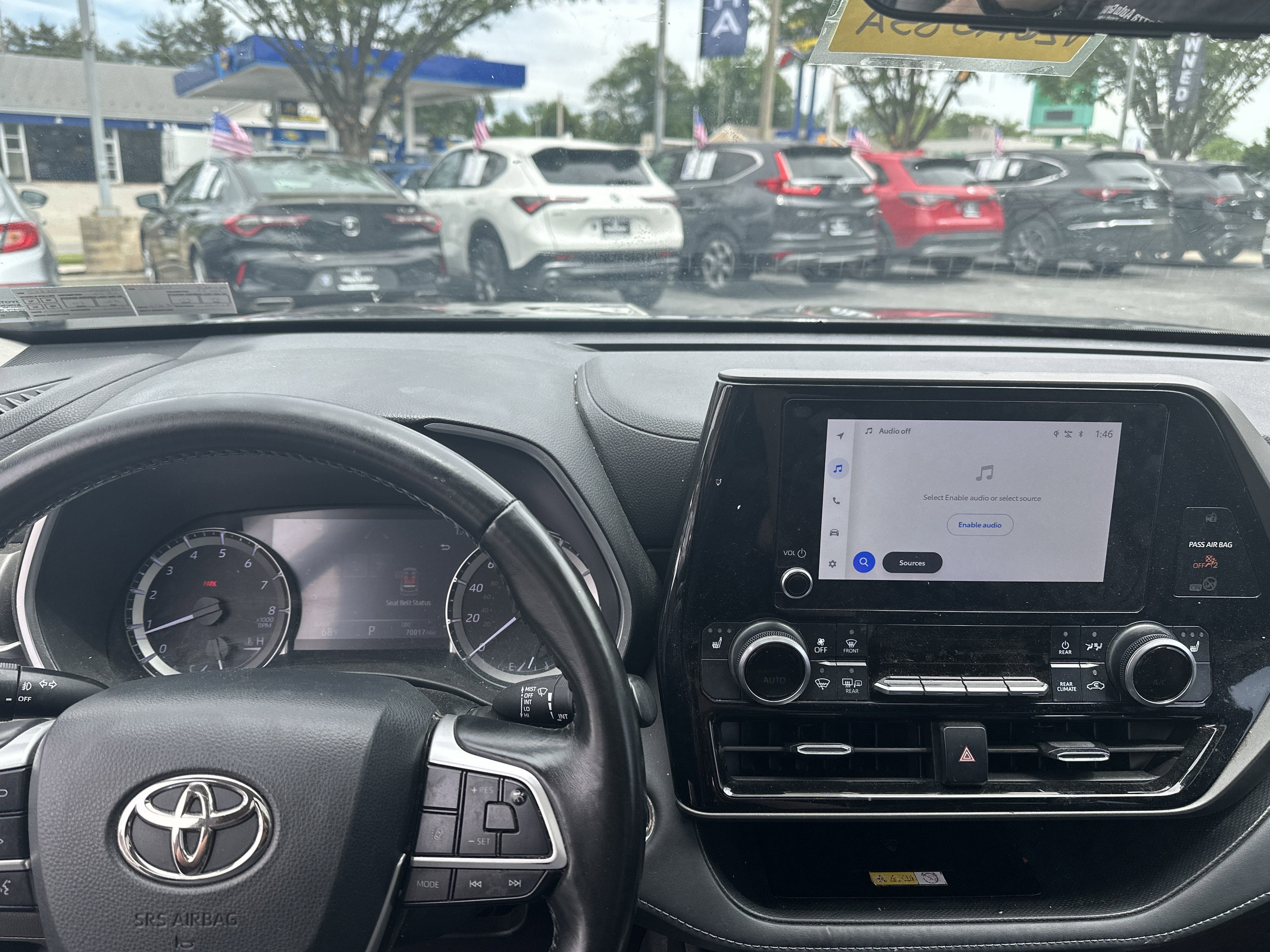2023 Toyota Highlander Base