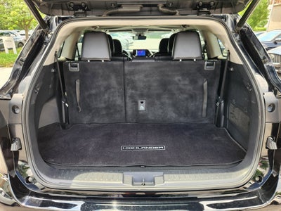 2023 Toyota Highlander Base