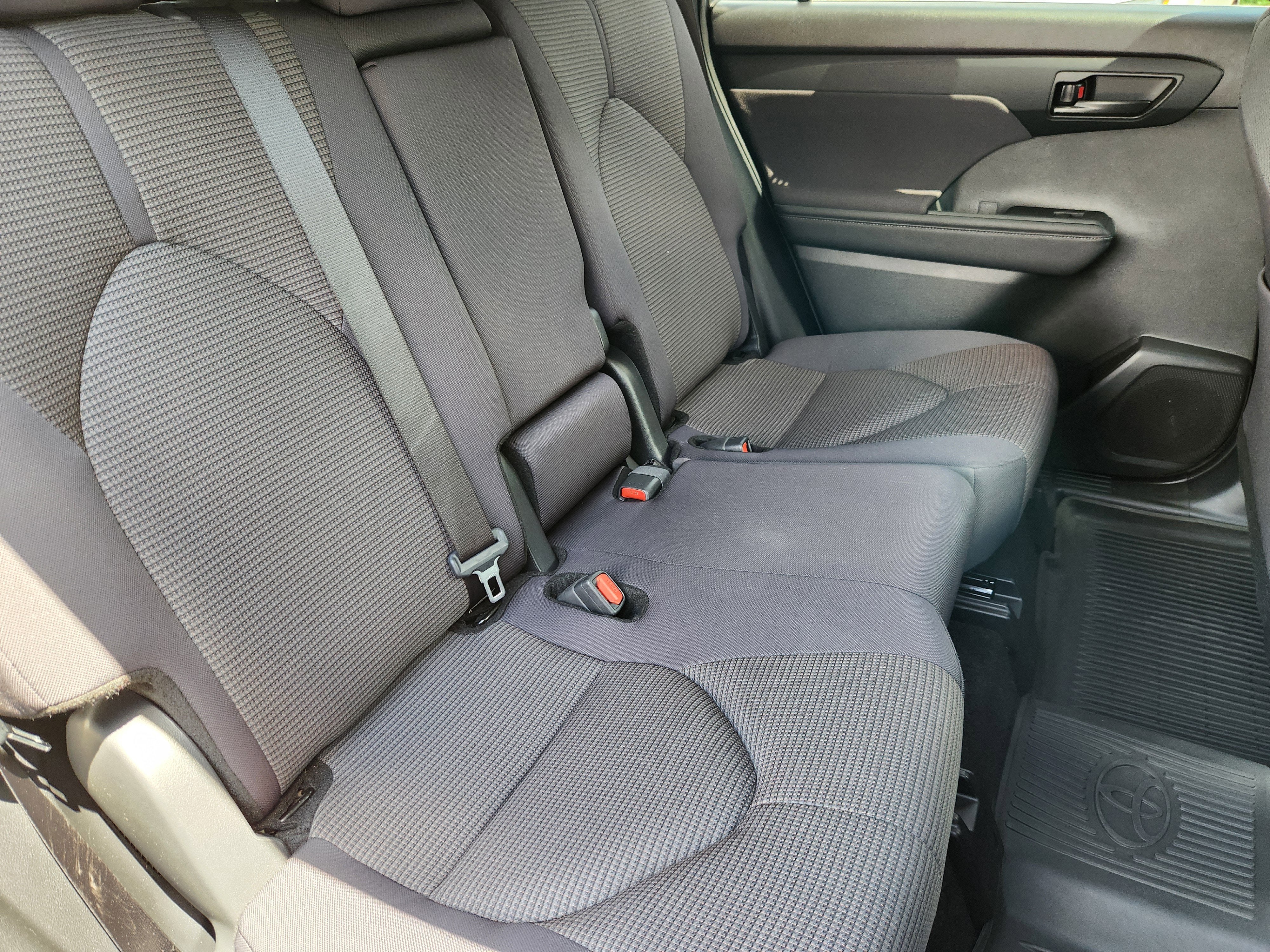 2024 Toyota Highlander Base