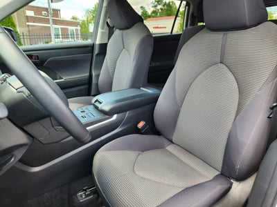 2024 Toyota Highlander Base