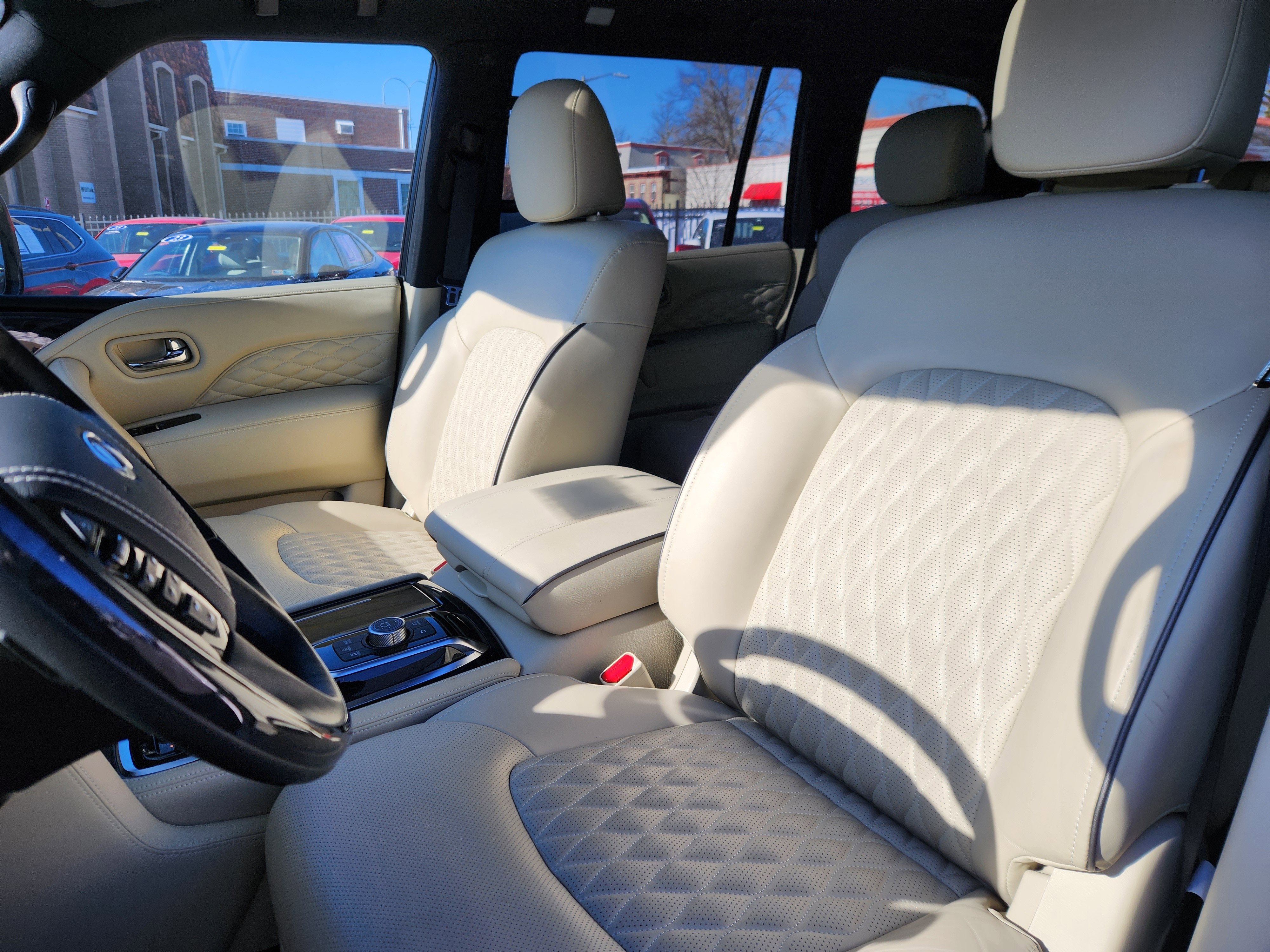 2024 INFINITI QX80 SENSORY