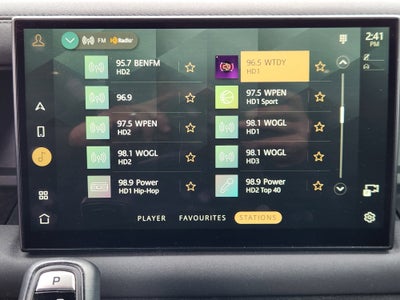 2023 Land Rover Defender X-Dynamic SE