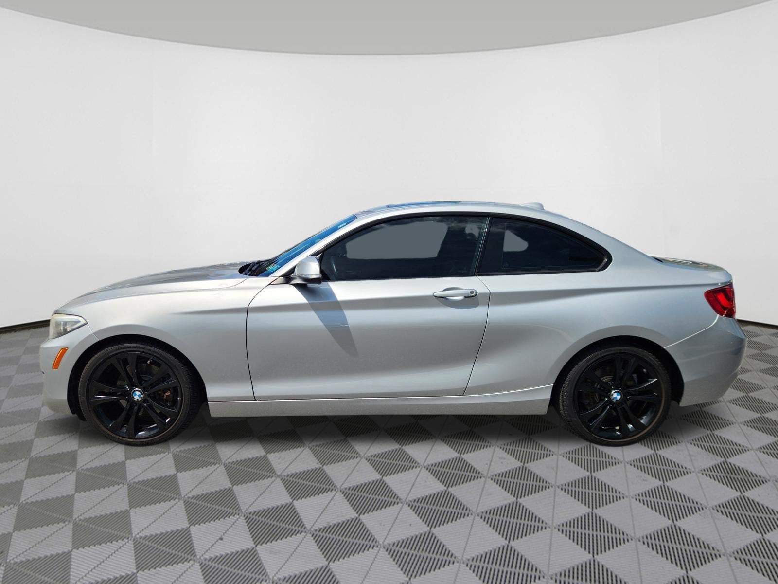 2017 BMW 2 Series 230i xDrive