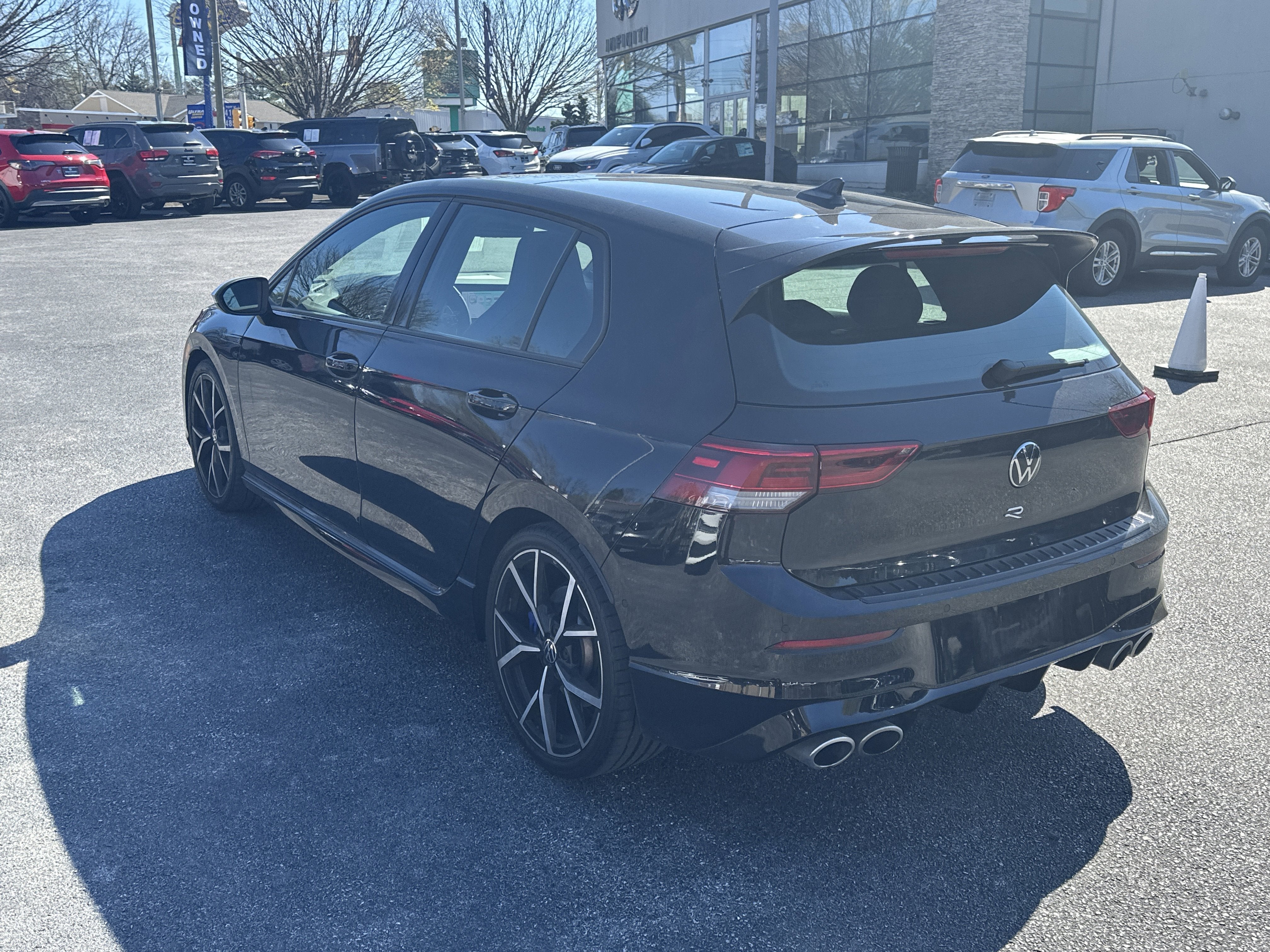 2024 Volkswagen Golf R Base