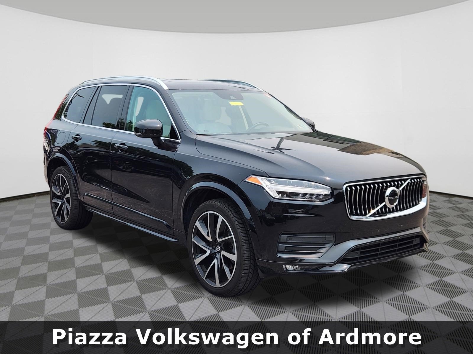 2020 Volvo XC90 Momentum