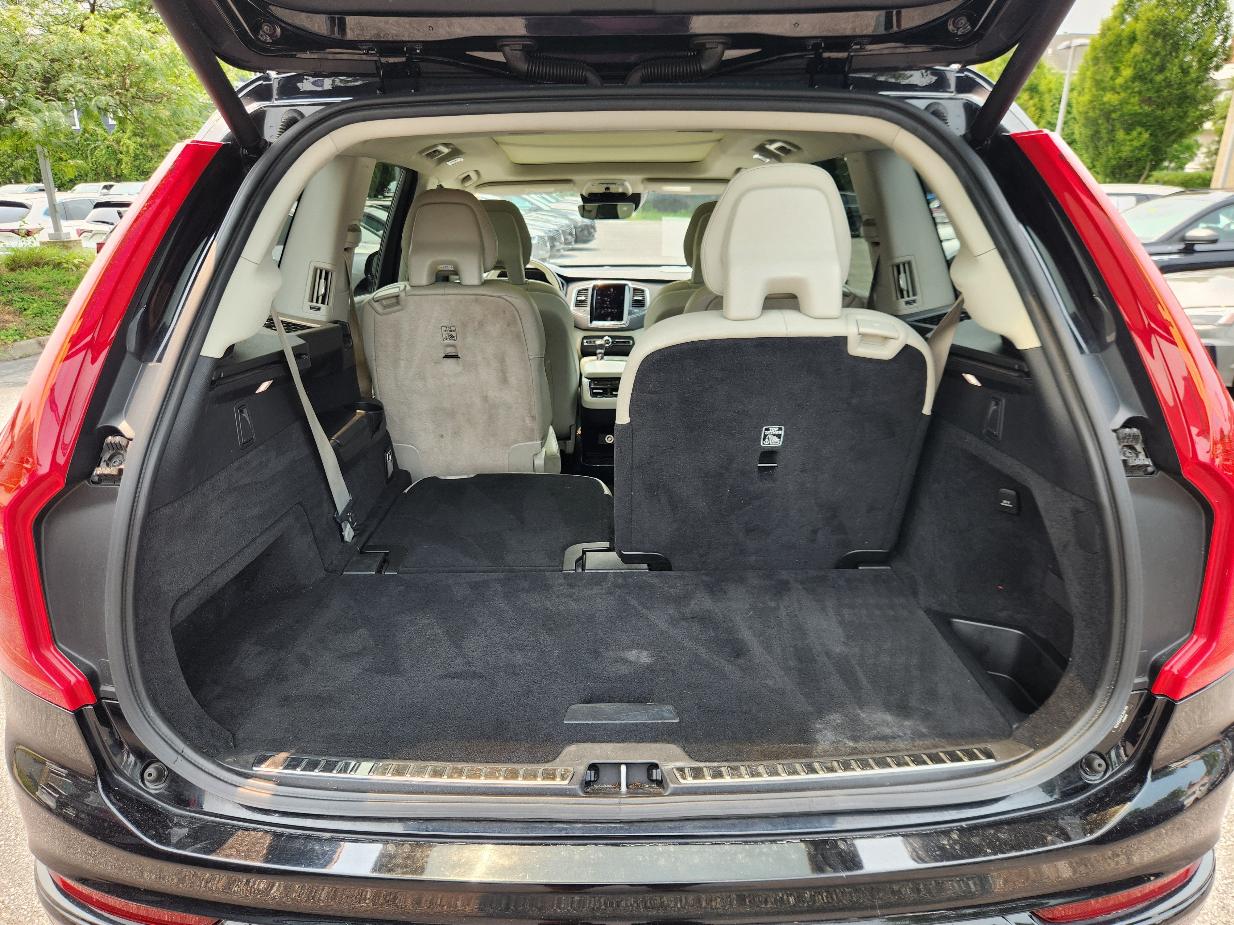 2020 Volvo XC90 Momentum