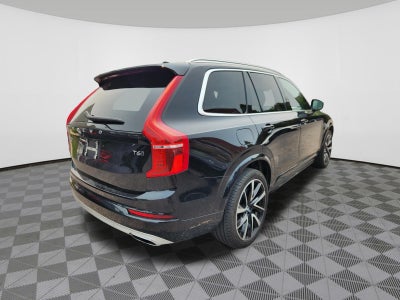 2020 Volvo XC90 Momentum