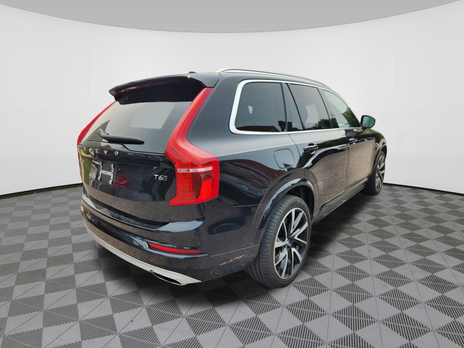 2020 Volvo XC90 Momentum