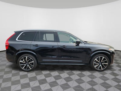 2020 Volvo XC90 Momentum