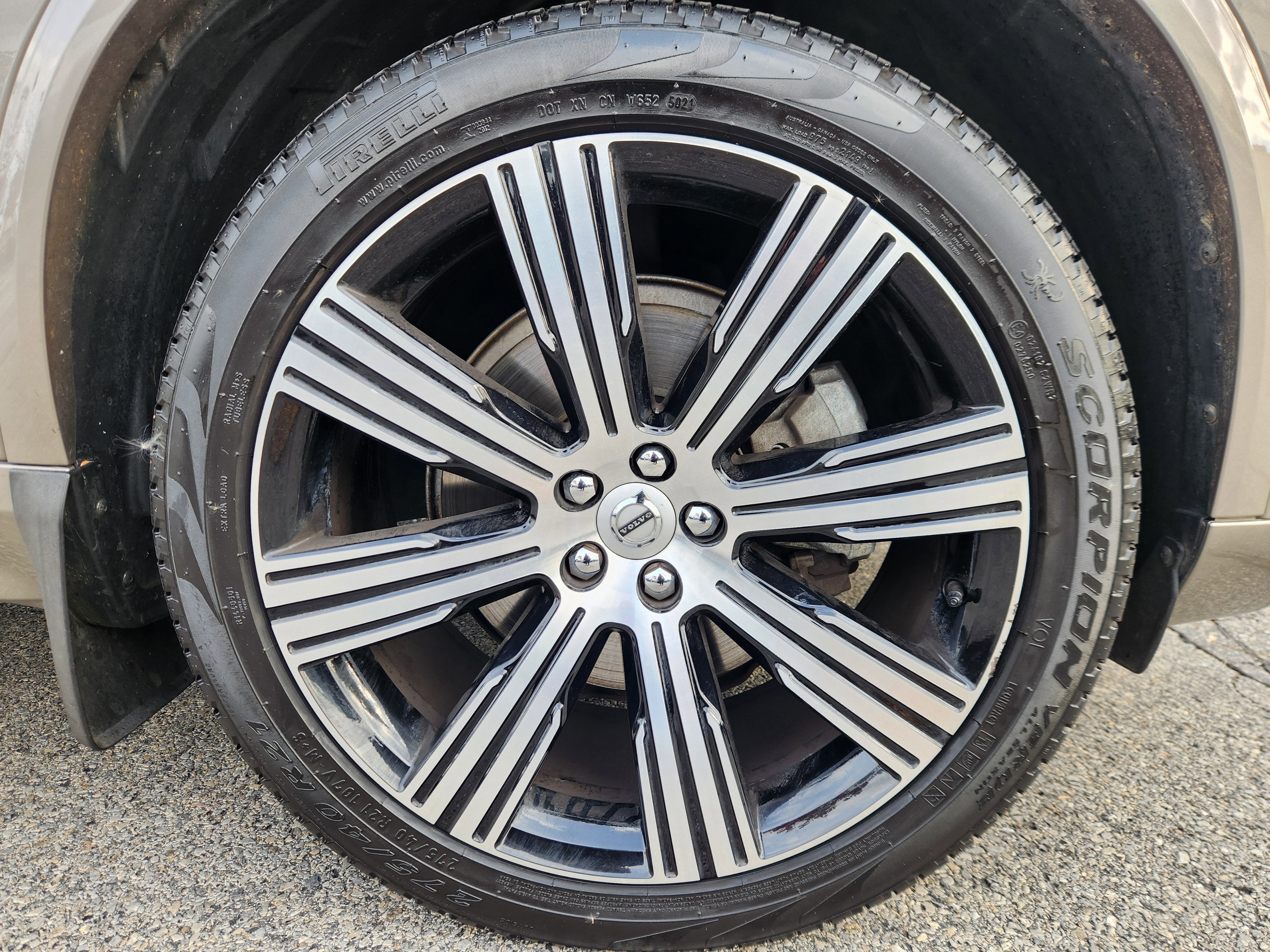 2022 Volvo XC90 Inscription