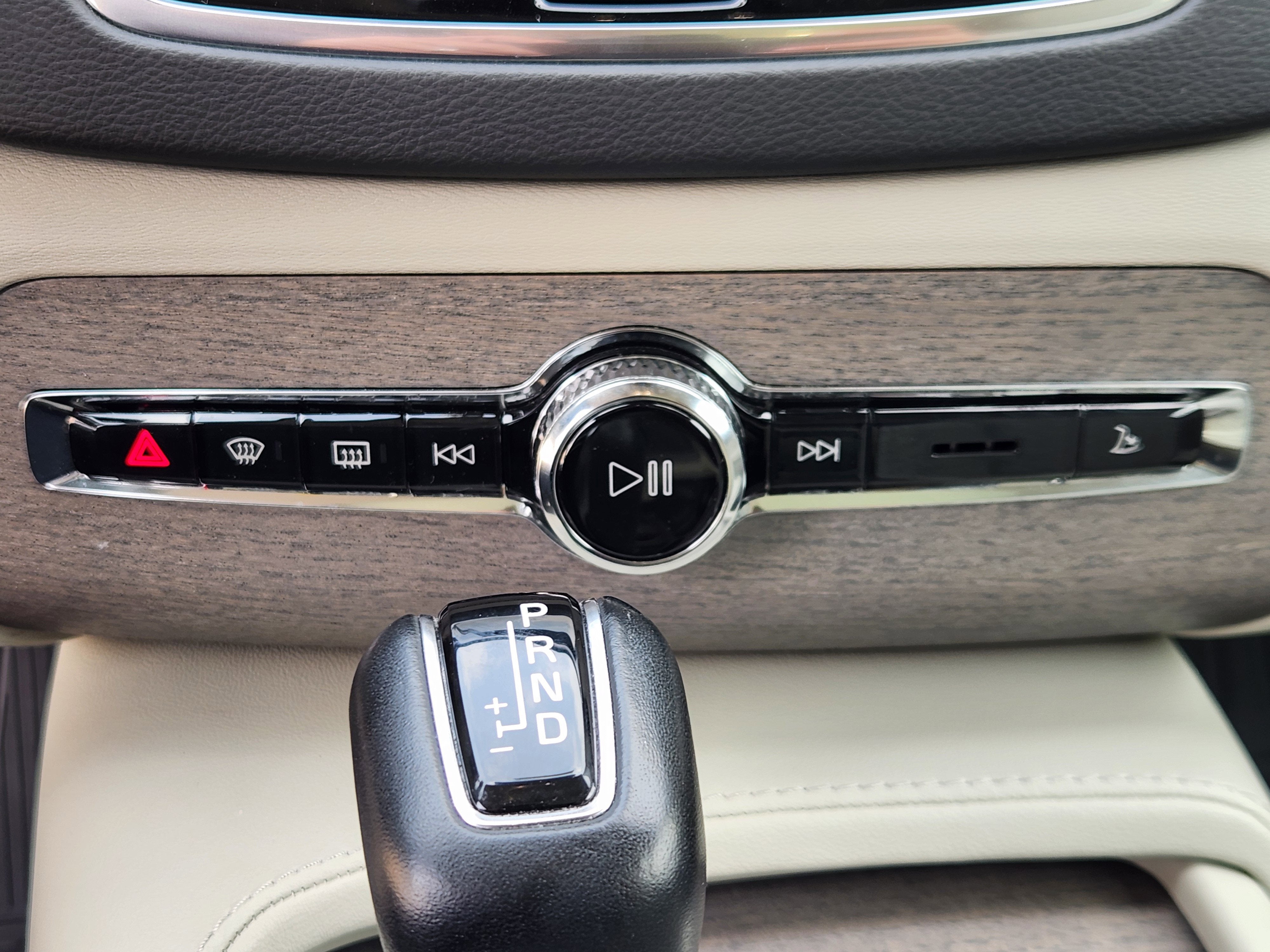 2022 Volvo XC90 Inscription