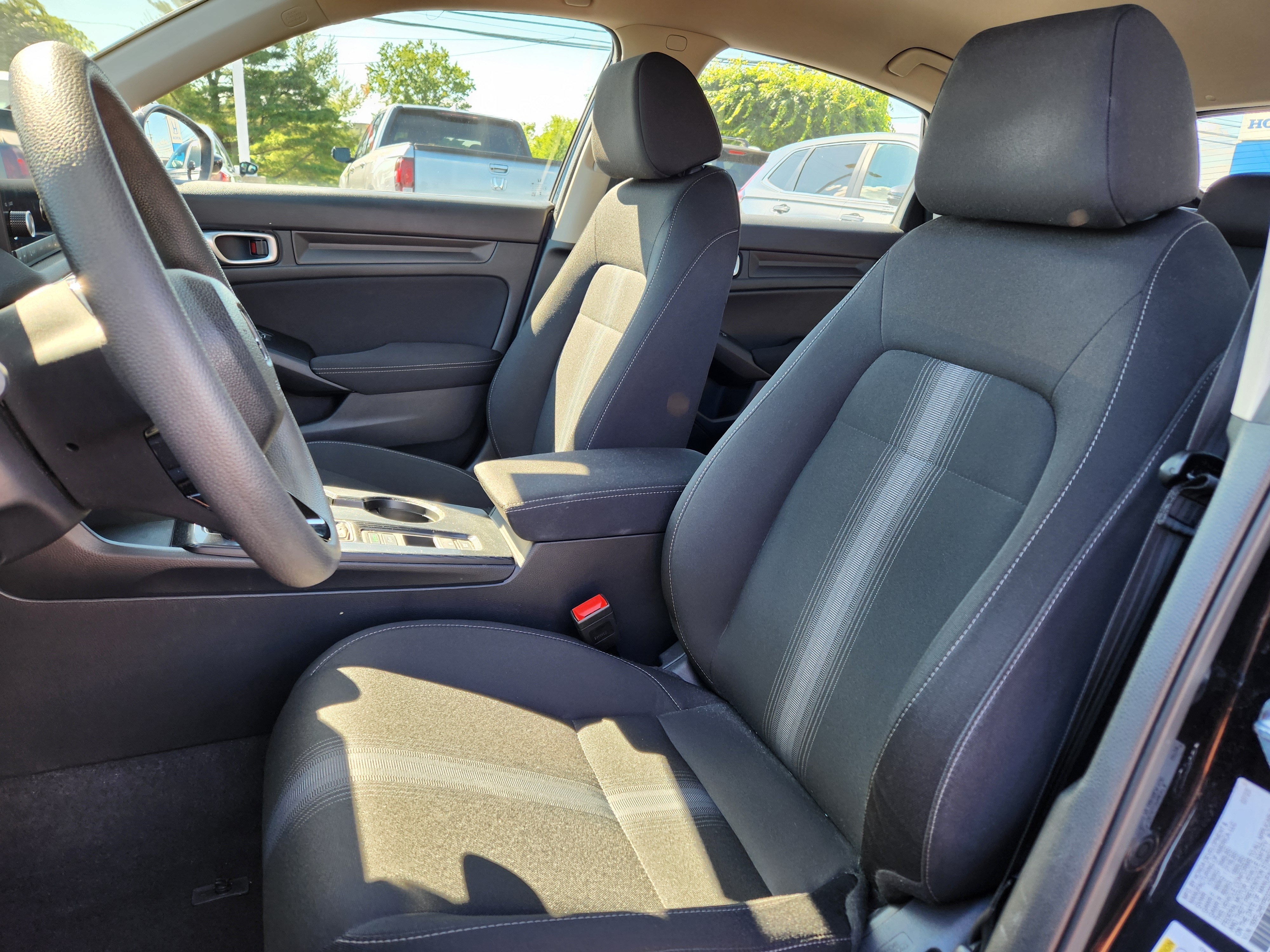 2023 Honda Civic Hatchback LX