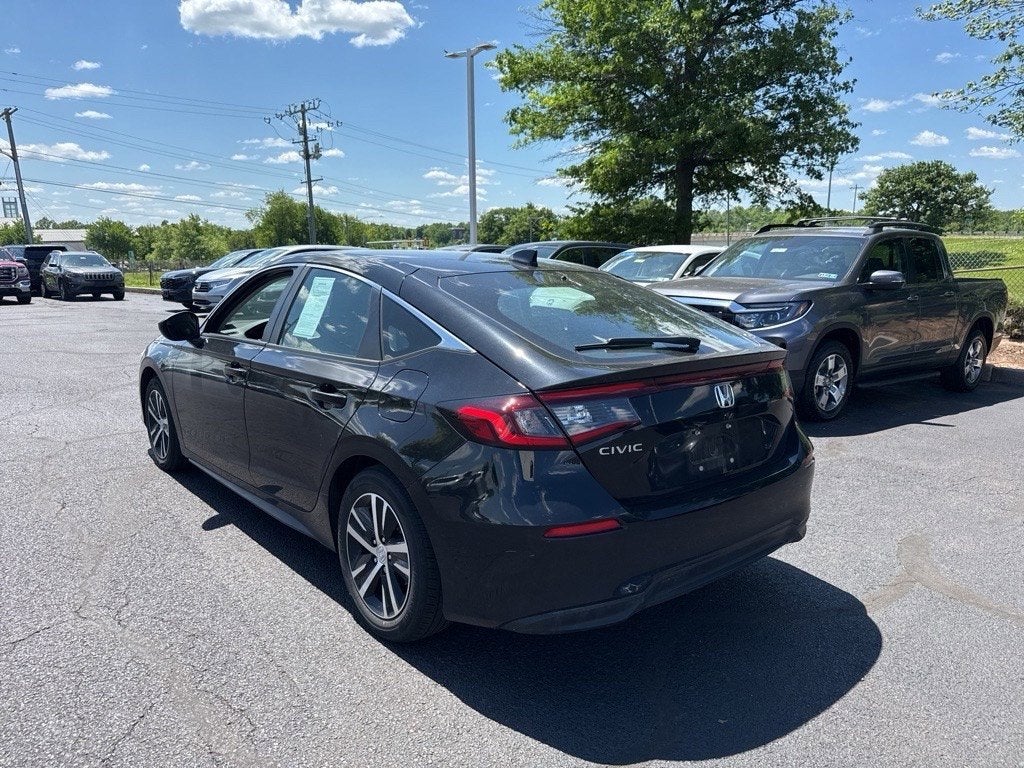 2023 Honda Civic Hatchback LX