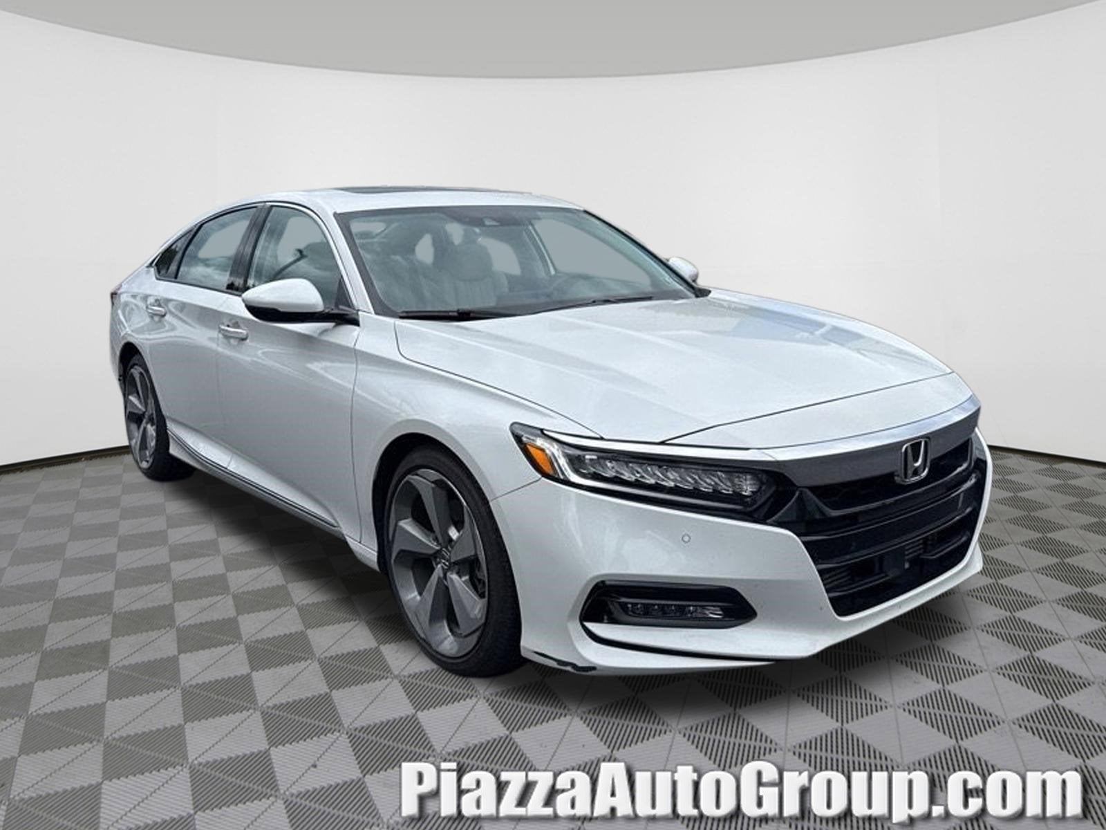 2018 Honda Accord Sedan Touring 2.0T