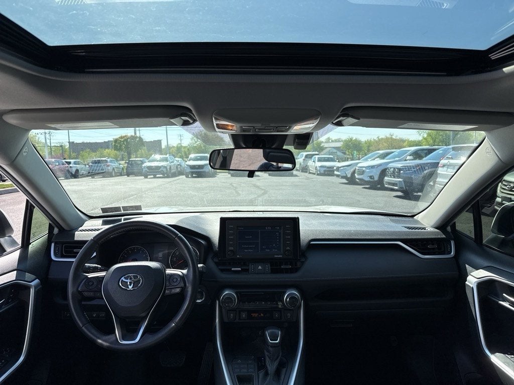 2020 Toyota RAV4 XLE Premium