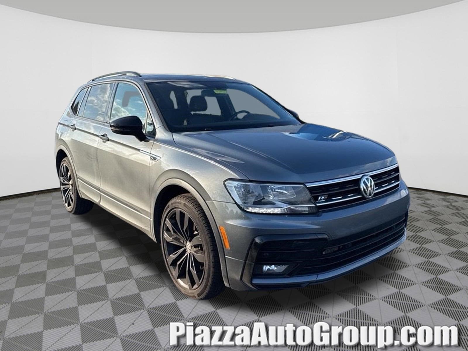 2020 Volkswagen Tiguan SE R-Line Black