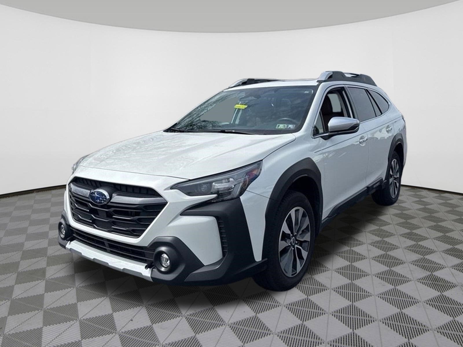 2023 Subaru Outback Touring
