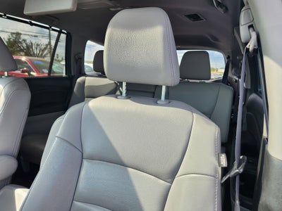 2019 Honda Pilot Touring 8-Passenger