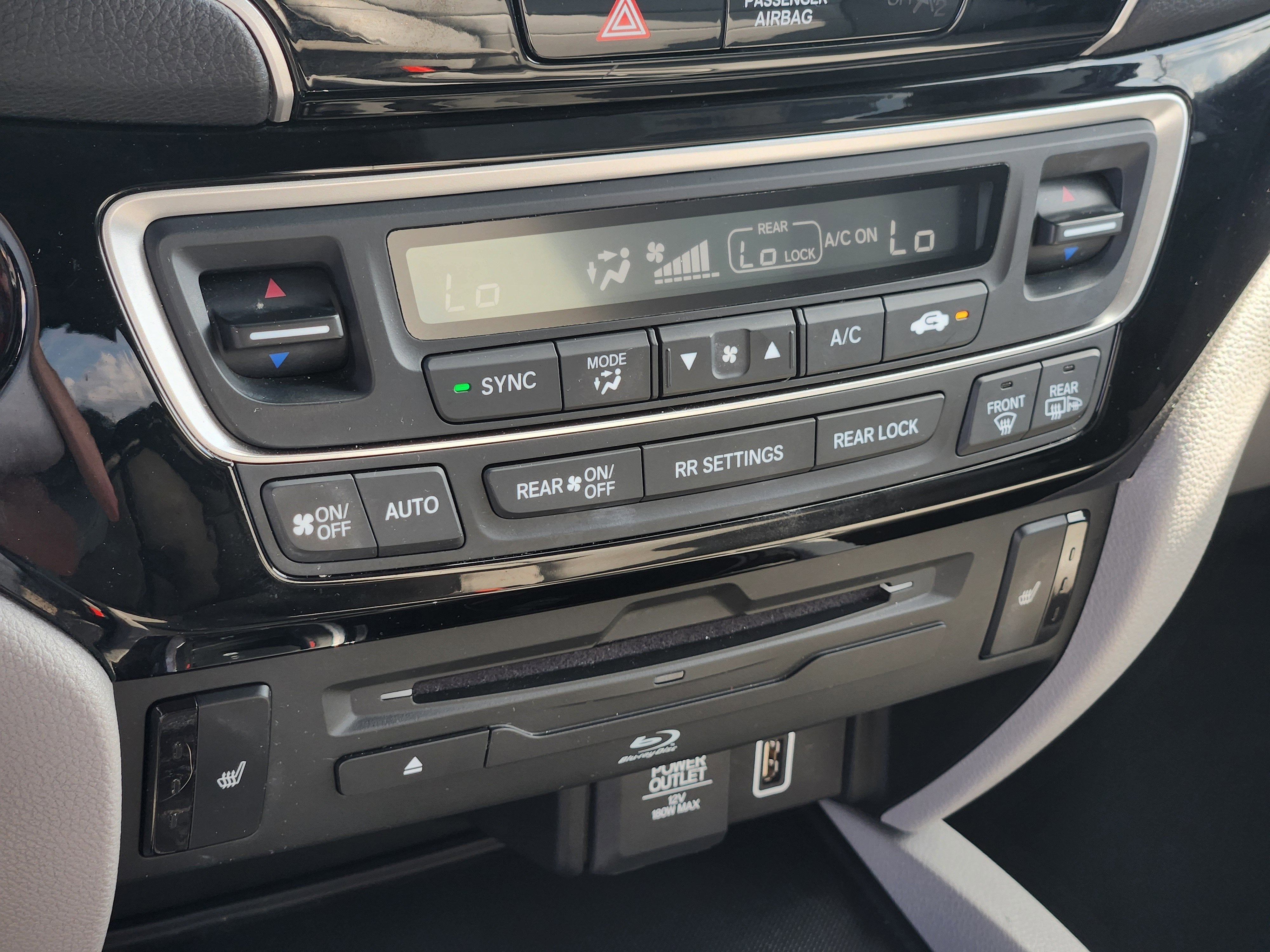 2019 Honda Pilot Touring 8-Passenger