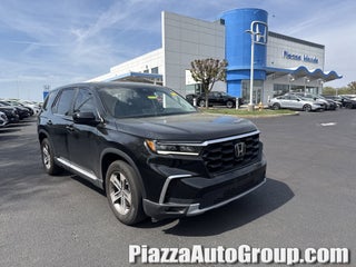 2023 Honda Pilot EX-L 8 Passenger