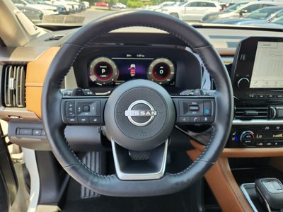 2023 Nissan Pathfinder Platinum